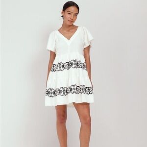 Old Navy embroidered White and Black swing Dress